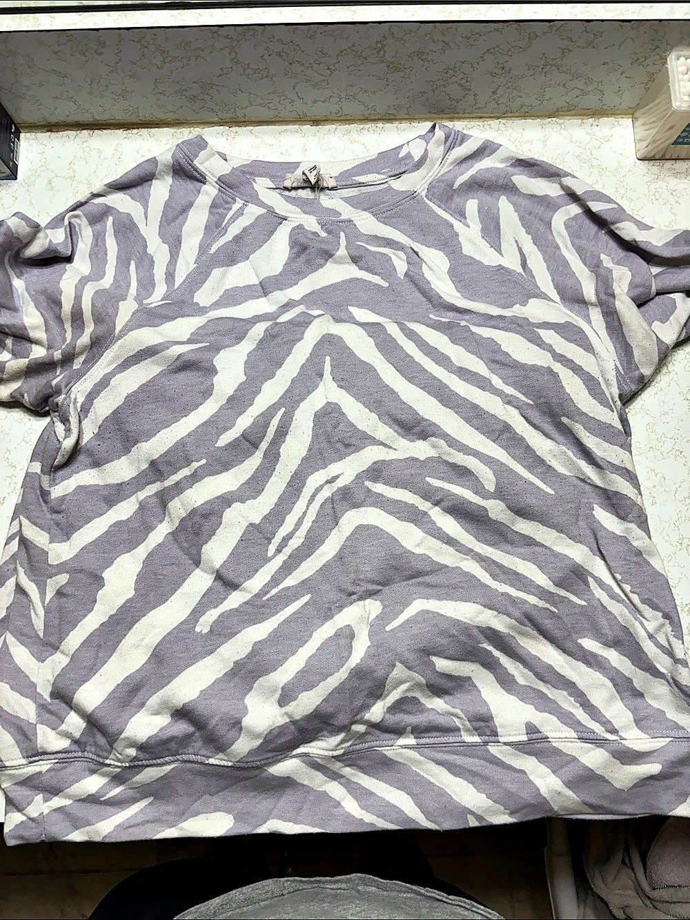 Comfy Clothes Zebra Print Short Sleeve Tee Size Medium
